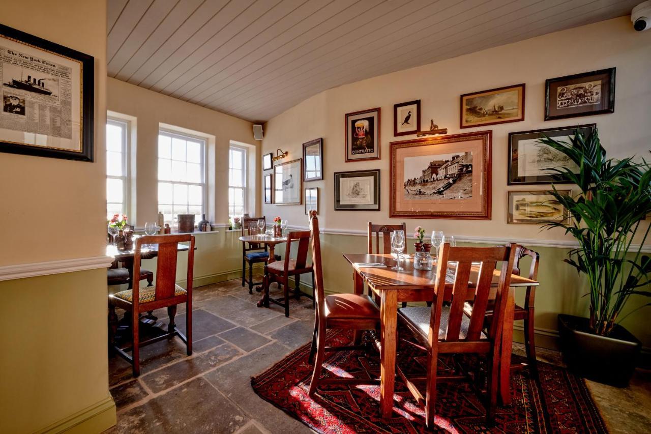 The Ship Hotel Parkgate  Екстериор снимка