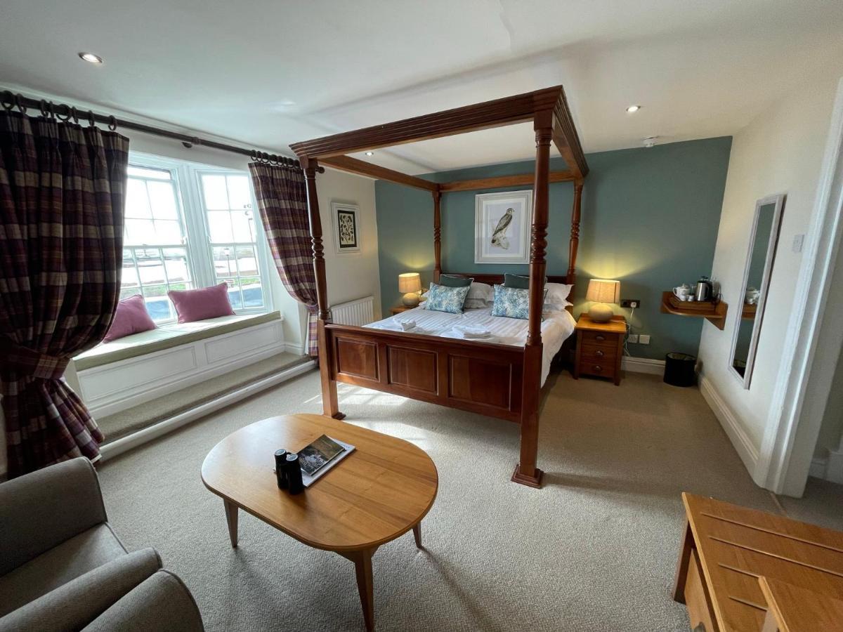 The Ship Hotel Parkgate  Екстериор снимка