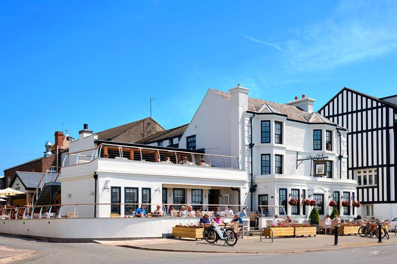 The Ship Hotel Parkgate  Екстериор снимка
