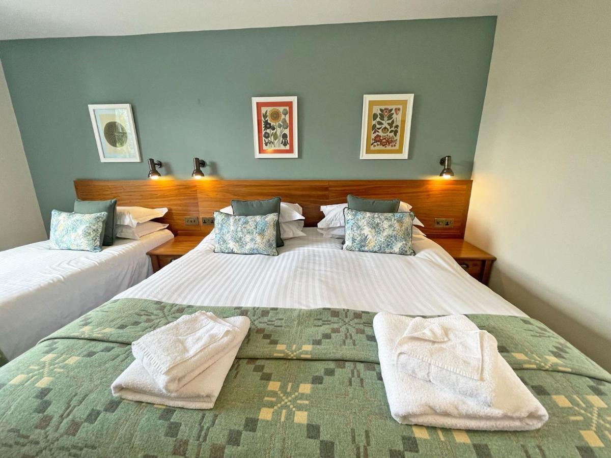 The Ship Hotel Parkgate  Екстериор снимка